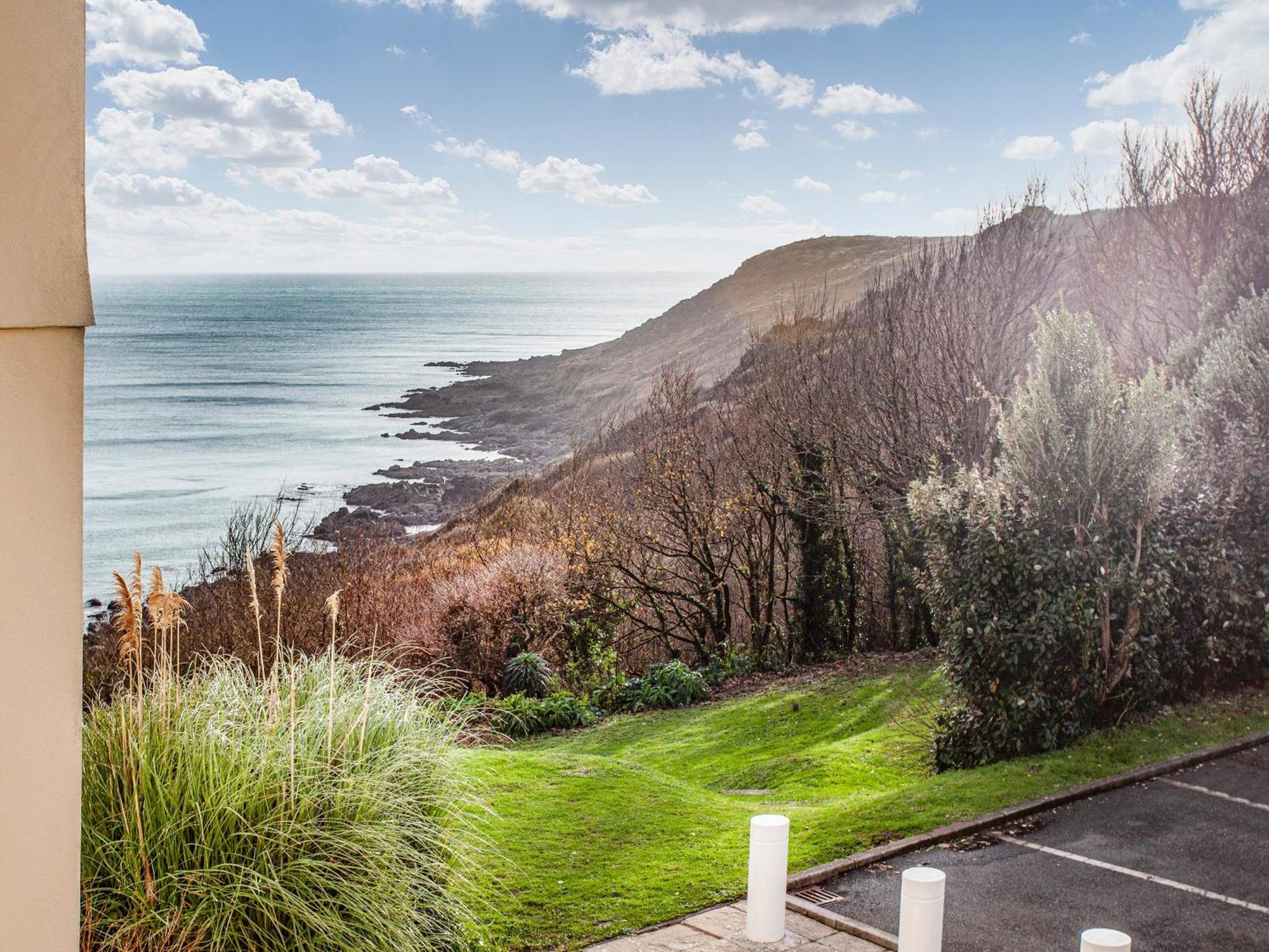 Headland Cottages Coverack Exterior photo